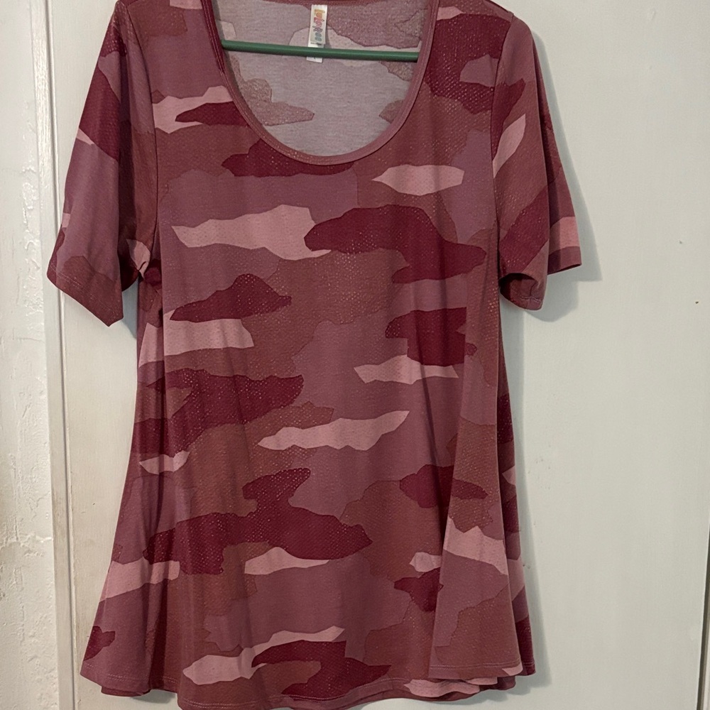 LuLaRoe Maroon and Pink Camouflage Short Sleeve Top